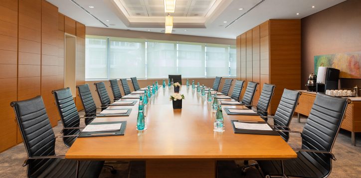 bayrakli-meeting-room-swissotel-buyuk-efes-izmir-2