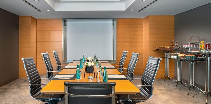 swissotel-buyuk-efes-izmir-alsancak-meeting-room_2-2