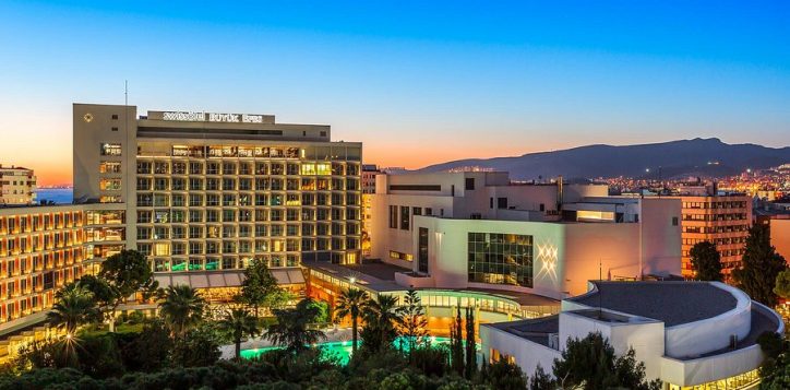 swiss-buyuk-efes-izmir-2